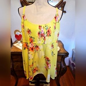 Torrid Size 1 (14/16) Floral Yellow Babydoll Women's Top